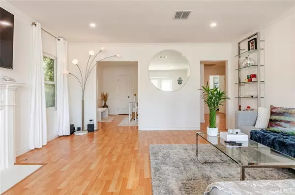 North Hollywood, CA 91606,6220 Morella AVE