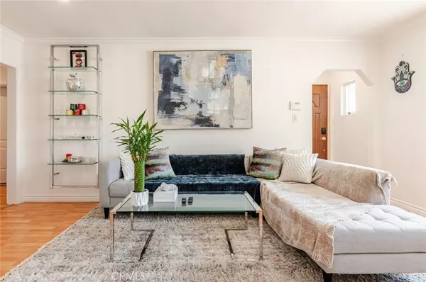 6220 Morella AVE, North Hollywood, CA 91606