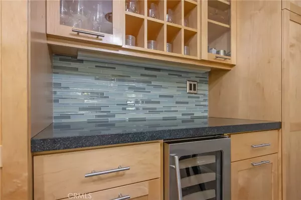 Valencia, CA 91355,23933 Del Monte DR #19