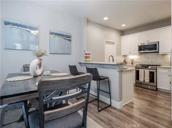 Saugus, CA 91350,19451 Opal Lane