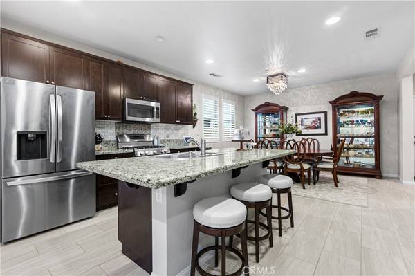 Newhall, CA 91321,19837 Via Ott