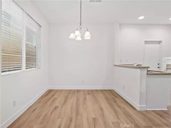 Saugus, CA 91350,28448 Mirabelle LN