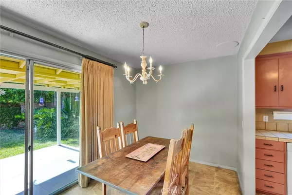 West Hills, CA 91307,6650 Sale AVE