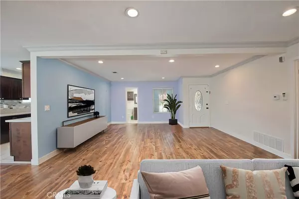 Granada Hills, CA 91344,16420 Flanders ST