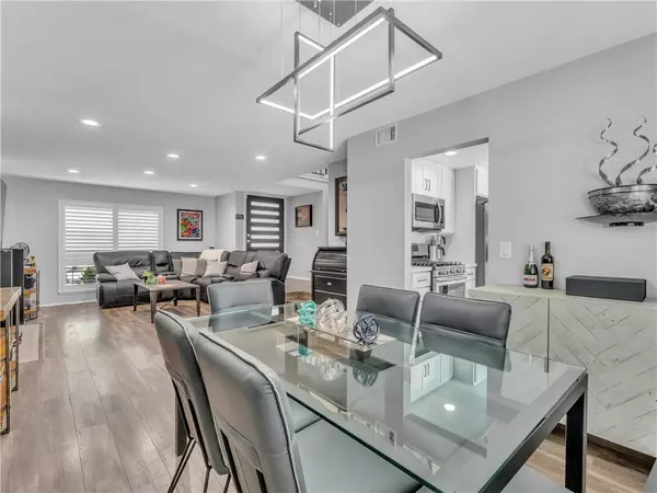 Simi Valley, CA 93065,1775 Lee ST