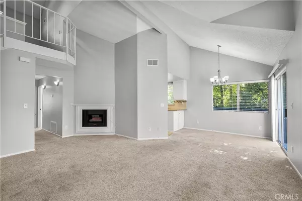 Canyon Country, CA 91351,26964 Flo LN #324