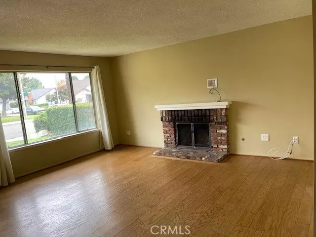 Valencia, CA 91355,25431 Avenida Frasca