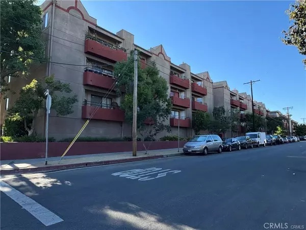 Valley Village, CA 91607,4717 Ben AVE #204