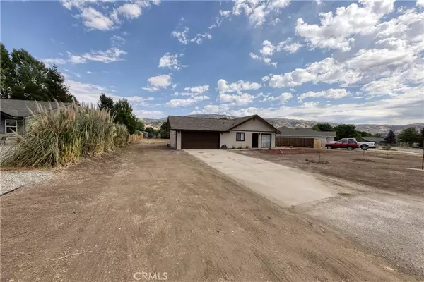 Tehachapi, CA 93561,30001 Caddy LN