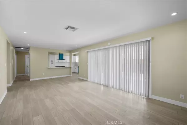 North Hollywood, CA 91605,12554 Lorne