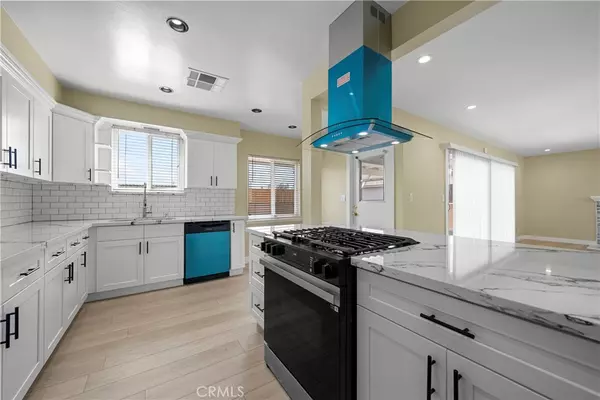 12554 Lorne, North Hollywood, CA 91605