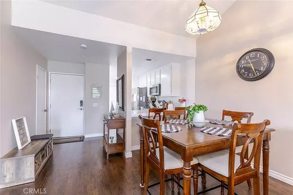 Porter Ranch, CA 91326,11471 Tampa AVE #149