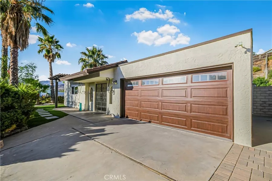 28001 Deep Creek Drive, Canyon Country, CA 91387