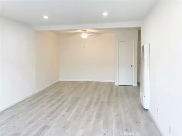 Glendale, CA 91203,409 Burchett ST #311