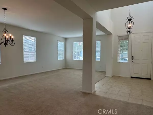 Lancaster, CA 93536,43142 43142 Hampton ST