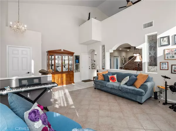 Canyon Country, CA 91387,14716 Sundance PL