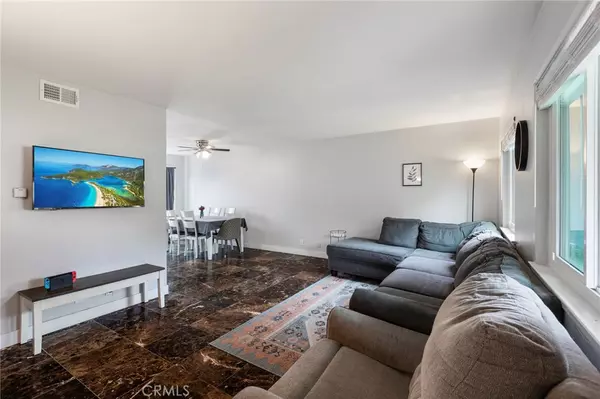 Huntington Beach, CA 92646,19774 Cambridge LN