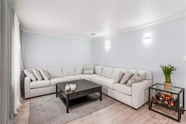 Tujunga, CA 91042,10141 McClemont Ave