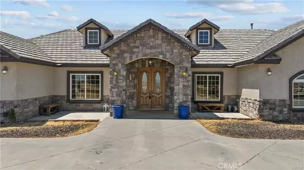 48240 80th W, Lancaster, CA 93536