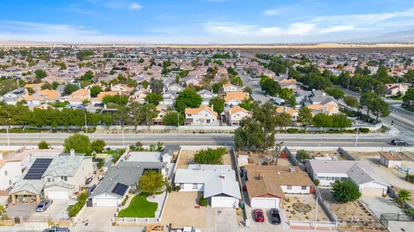 37222 55th ST E, Palmdale, CA 93552