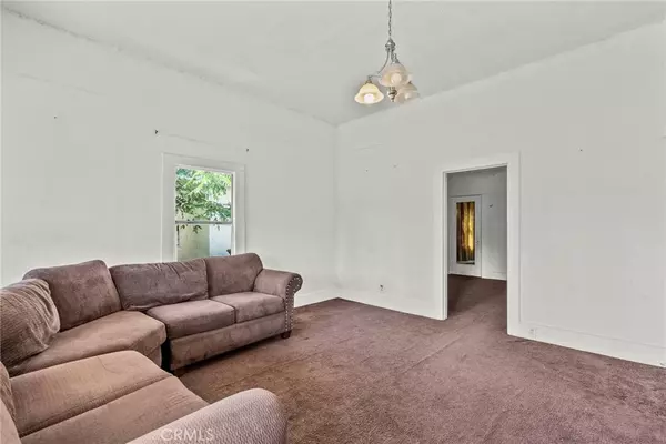 Monrovia, CA 91016,307 E Olive