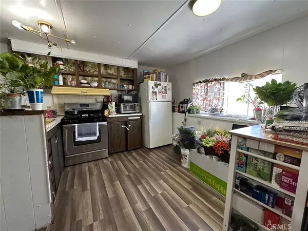 Lancaster, CA 93534,723 W I AVE #94