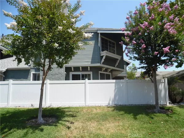 1806 Rory LN #9, Simi Valley, CA 93063