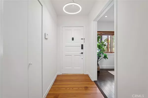 Sherman Oaks, CA 91423,13530 Morrison