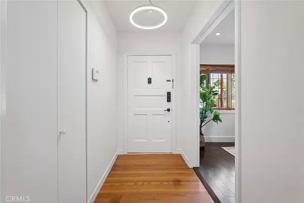 Sherman Oaks, CA 91423,13530 Morrison