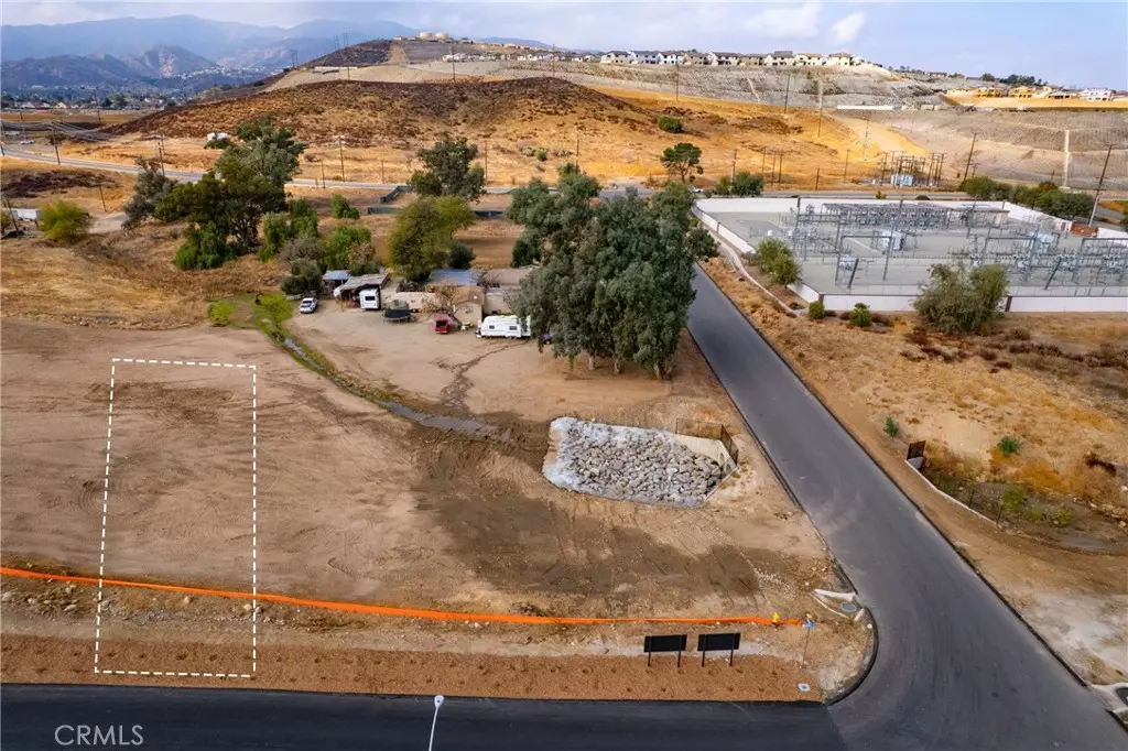 Lake Elsinore, CA 92530,0 Dolbeer