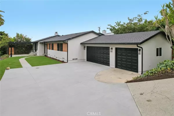 Rancho Palos Verdes, CA 90275,20 Saddle