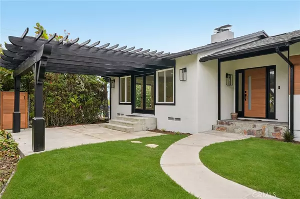 Rancho Palos Verdes, CA 90275,20 Saddle