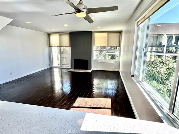 West Hollywood, CA 90069,960 N San Vicente BLVD #12