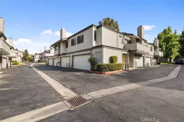 6508 Twin Circle LN #1, Simi Valley, CA 93063