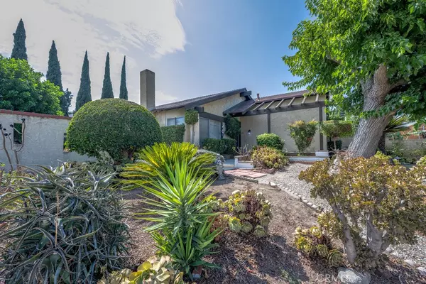 Hacienda Heights, CA 91745,2021 Elderway DR