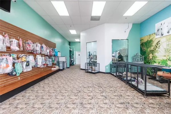 Burbank, CA 91502,116 E Alameda AVE