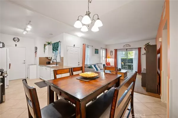 Saugus, CA 91350,20000 Plum Canyon #316