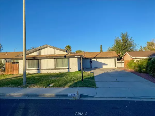 Lancaster, CA 93535,44135 Gingham Avenue