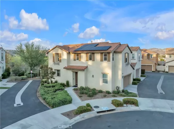 Canyon Country, CA 91351,26956 Trestles Drive