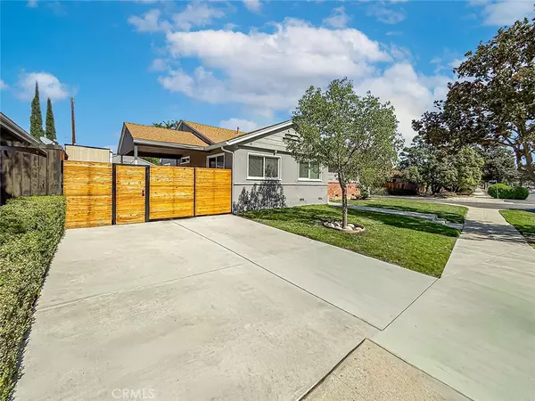 Tarzana, CA 91335,19501 Calvert ST