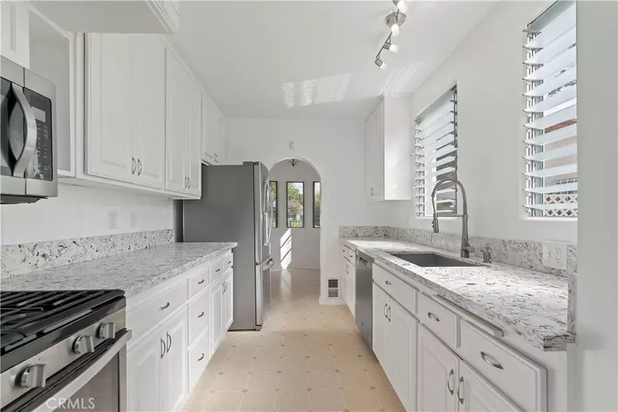 2049 Greenfield, Westwood Century City, CA 90025