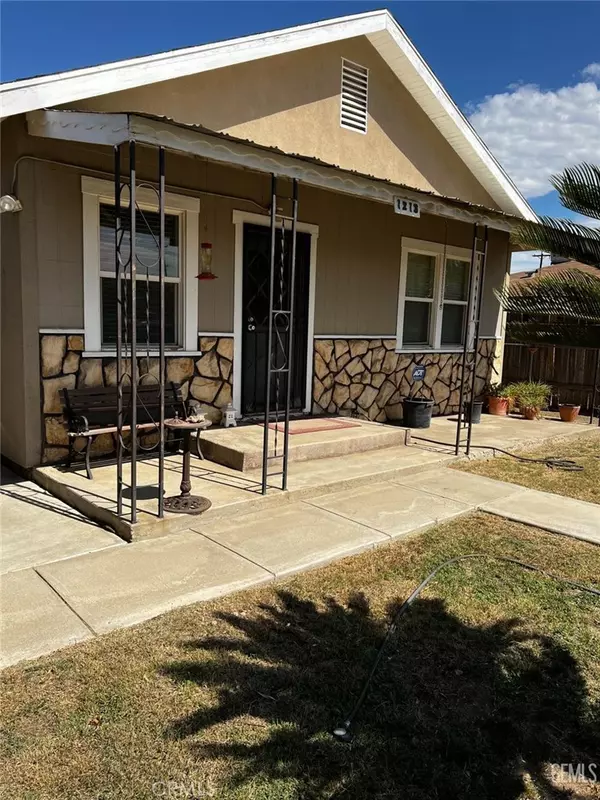 1218 Feliz, Bakersfield, CA 93307