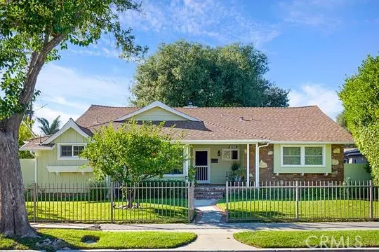 6941 Louise AVE, Lake Balboa, CA 91406