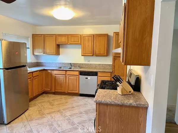 5851 Woodman AVE, Valley Glen, CA 91401