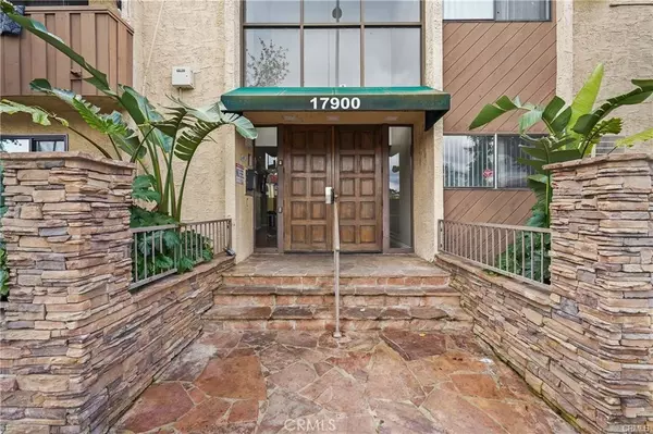 17900 Sherman WAY #226, Reseda, CA 91335