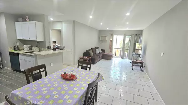 Reseda, CA 91335,17900 Sherman WAY #226