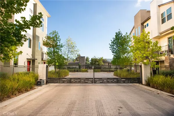 Northridge, CA 91324,19513 19513 Astor PL