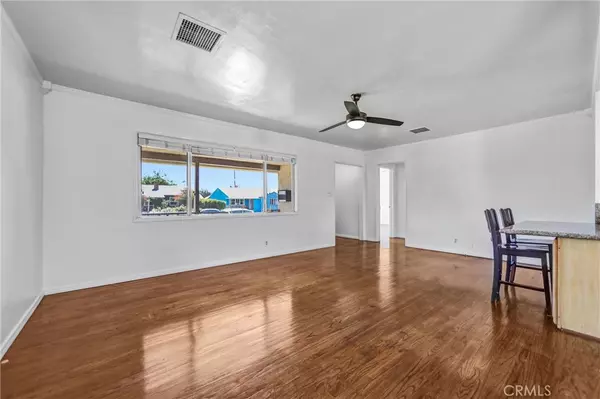 Van Nuys, CA 91411,6225 Langdon AVE