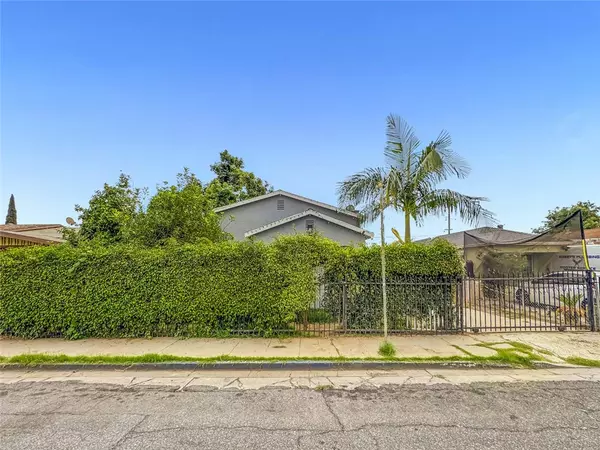 Compton, CA 90222,412 W Pear ST