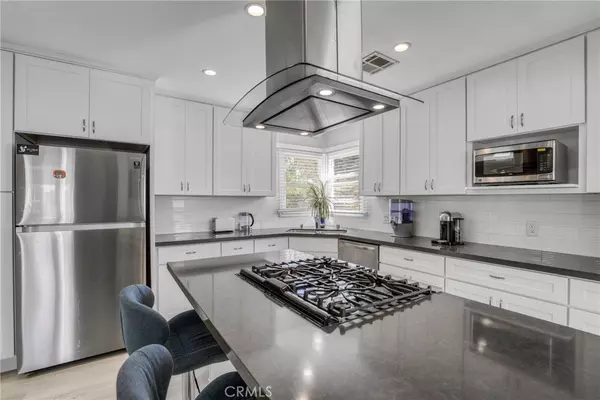 Reseda, CA 91335,6506 Hesperia